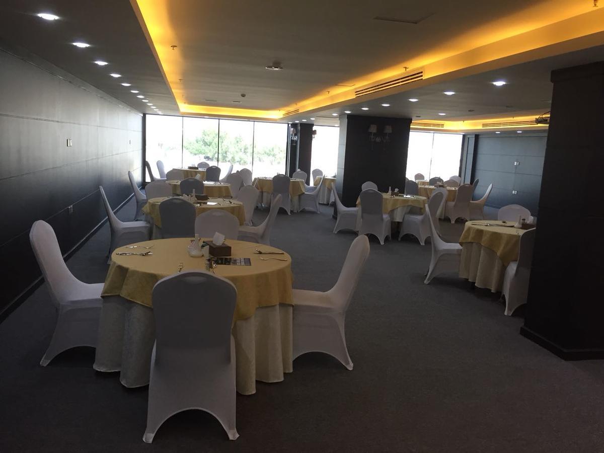 Golden Bujari Alulaya Hotel Αλ Κομπάρ Εξωτερικό φωτογραφία