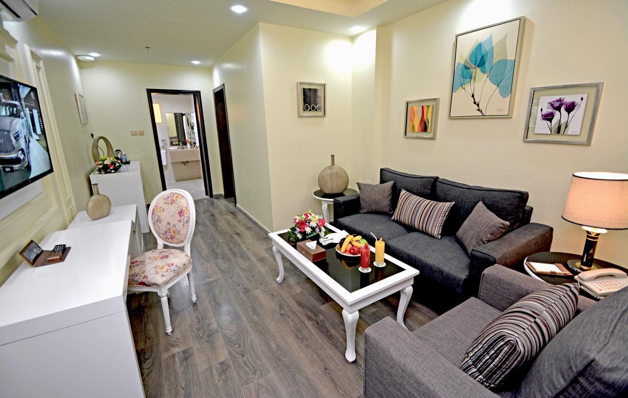 Golden Bujari Alulaya Hotel Αλ Κομπάρ Εξωτερικό φωτογραφία