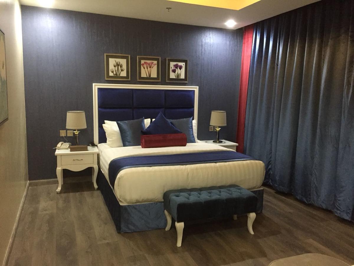 Golden Bujari Alulaya Hotel Αλ Κομπάρ Εξωτερικό φωτογραφία