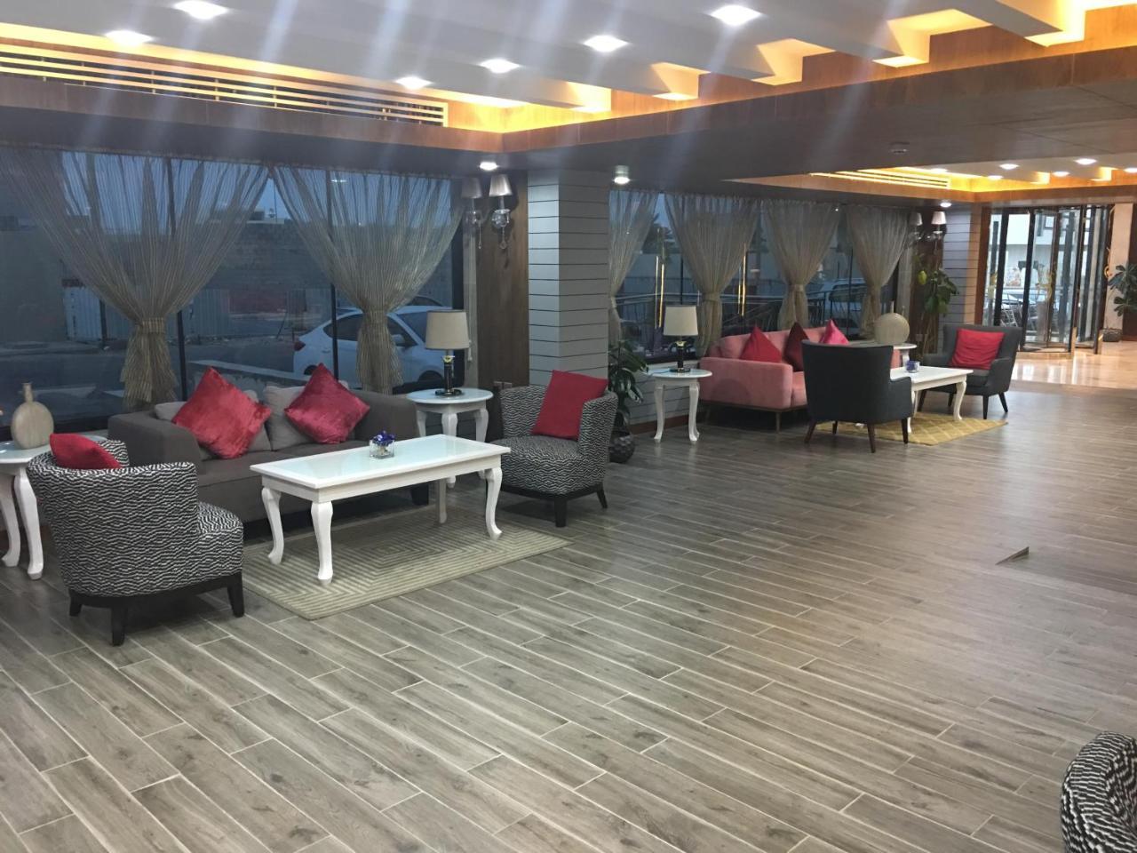 Golden Bujari Alulaya Hotel Αλ Κομπάρ Εξωτερικό φωτογραφία