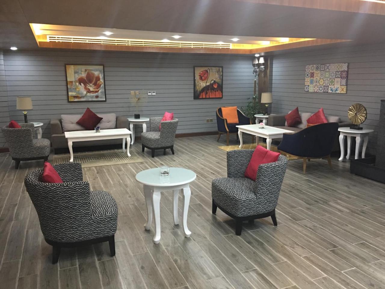 Golden Bujari Alulaya Hotel Αλ Κομπάρ Εξωτερικό φωτογραφία