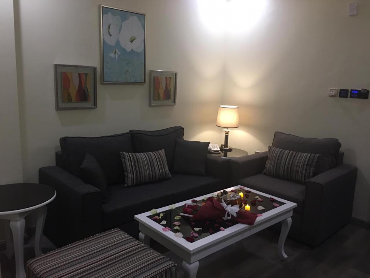 Golden Bujari Alulaya Hotel Αλ Κομπάρ Εξωτερικό φωτογραφία